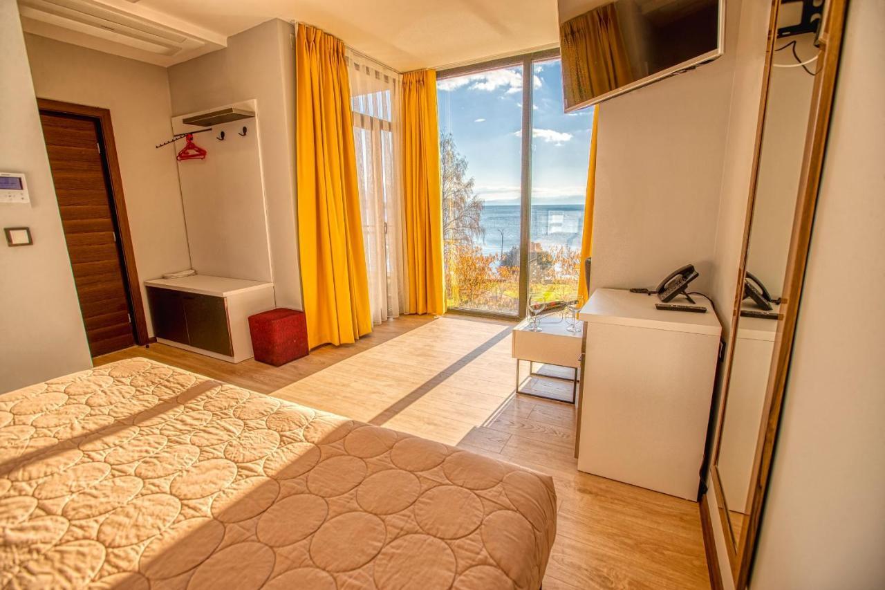 Hotel Nova Riviera Ohrid Extérieur photo
