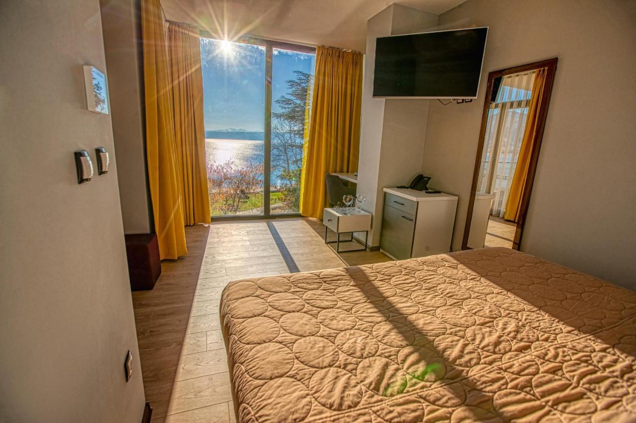 Hotel Nova Riviera Ohrid Extérieur photo